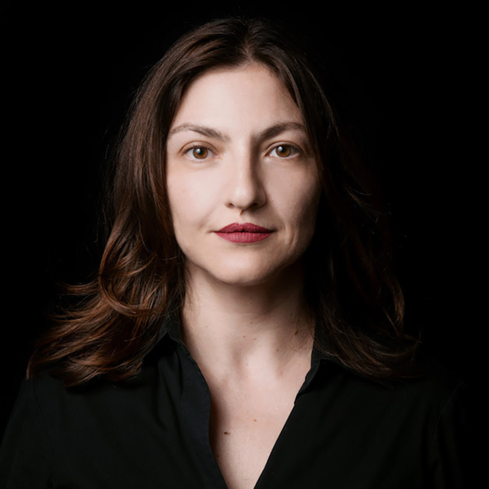 Headshot of Kat Mustatea