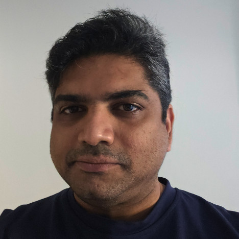 Headshot of Roopesh Sitharan